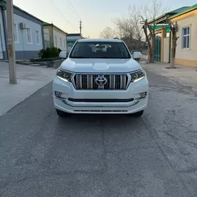 Toyota Land Cruiser Prado 2021