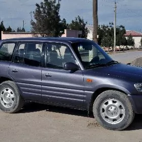 Toyota RAV4 2002