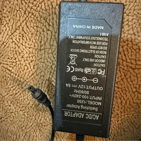 Blok pitaniya 12V 5A Paket