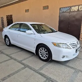 Toyota Camry 2010