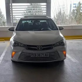 Toyota Camry 2015