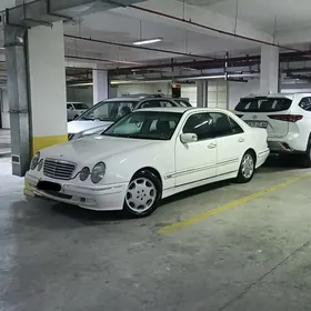 Mercedes-Benz E280 2001