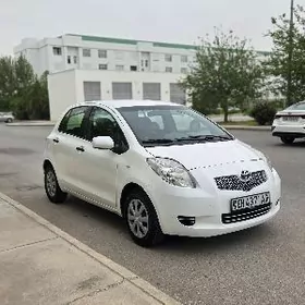 Nissan Versa 2007