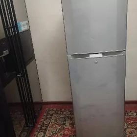 haladilnik holodilnik