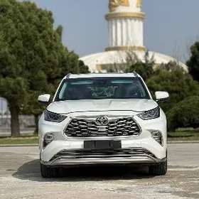 Toyota Highlander 2020