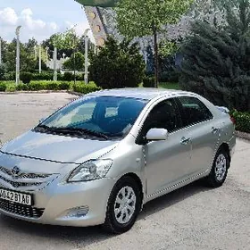 Toyota Yaris 2008