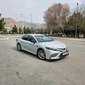 Toyota Camry 2022