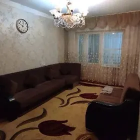 Satlyk 4/4 etajy 5 kom 100m²