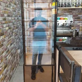 Витриный холодильник