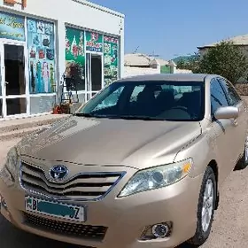 Toyota Camry 2011