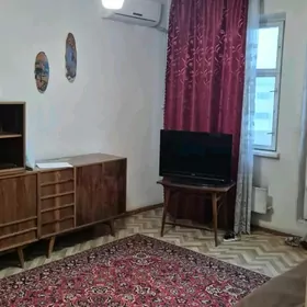 Eyesi 1Komn Хозяин 1в2 ком