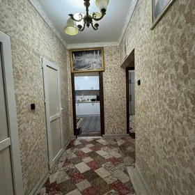 Mir 7/3 2 komnat 1 etaz