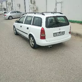 Opel Astra 2000