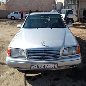 Mercedes-Benz C-Class 1995