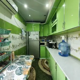 5 мкр 4 комнатная