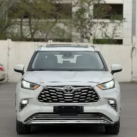 Toyota Highlander 2020