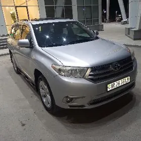 Toyota Highlander 2013