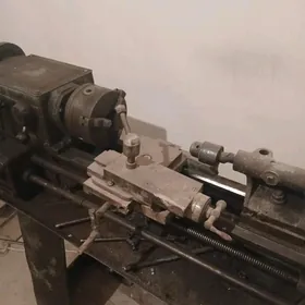 учебни такарни станок