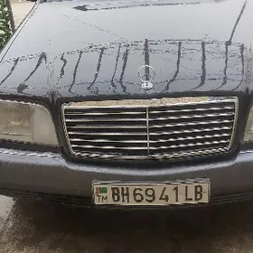 Mercedes-Benz 500-Class 1992