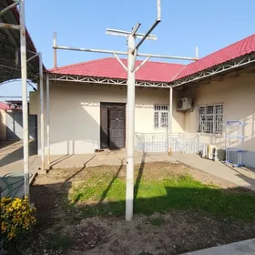 Столб для спутниковых антенн