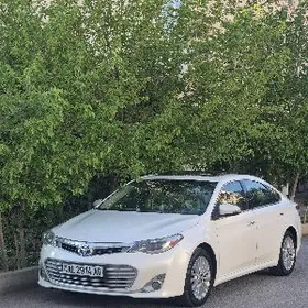 Toyota Avalon 2013