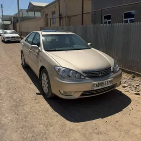 Toyota Camry 2004