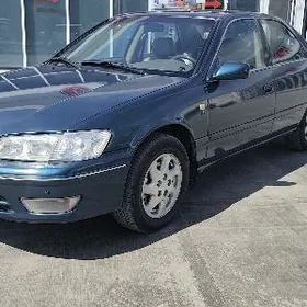 Toyota Camry 1999