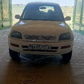 Toyota RAV4 1997