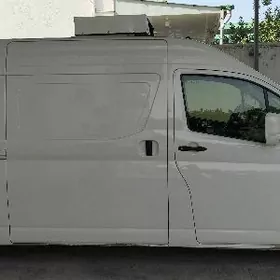 Toyota Hiace 2019