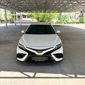 Toyota Camry 2023