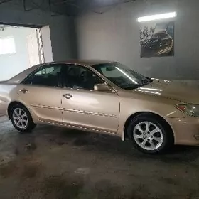 Toyota Camry 2005