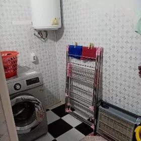 Eyesinden satlyk howly