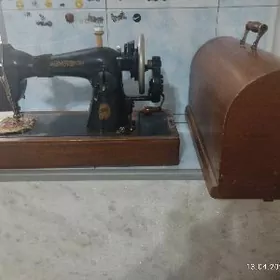 Швейная машинка