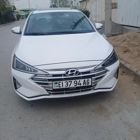Hyundai Elantra 2020