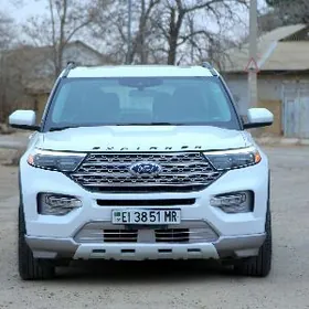 Ford Explorer 2021