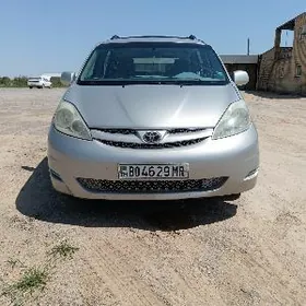 Toyota Sienna 2009