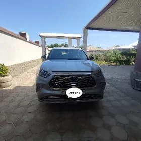 Toyota Highlander 2024