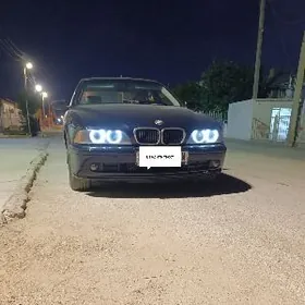 BMW E39 1998
