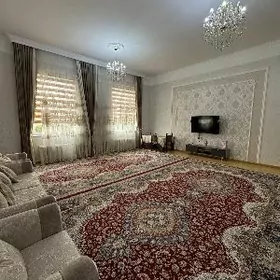 13 Tapgyr 4 etaž 4 komnat