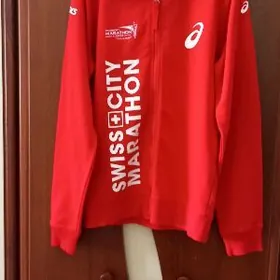 Кофта спартивка S р.