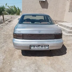 Toyota Camry 1993