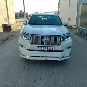 Toyota Land Cruiser Prado 2013