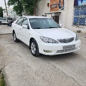 Toyota Camry 2005