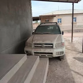 Nissan Pathfinder 2003