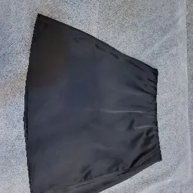 Юбка атласная.