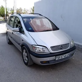 Opel Zafira 2001