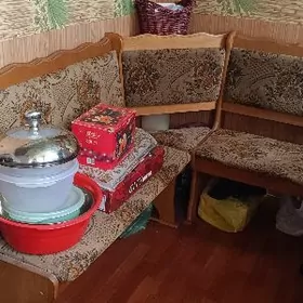 кухонный уголок