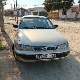 Toyota Carina 1993