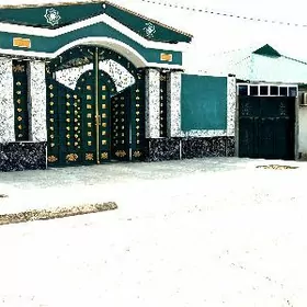 Büzmeýin 40ýyllyk plon jaý