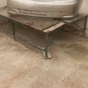 передний бампер